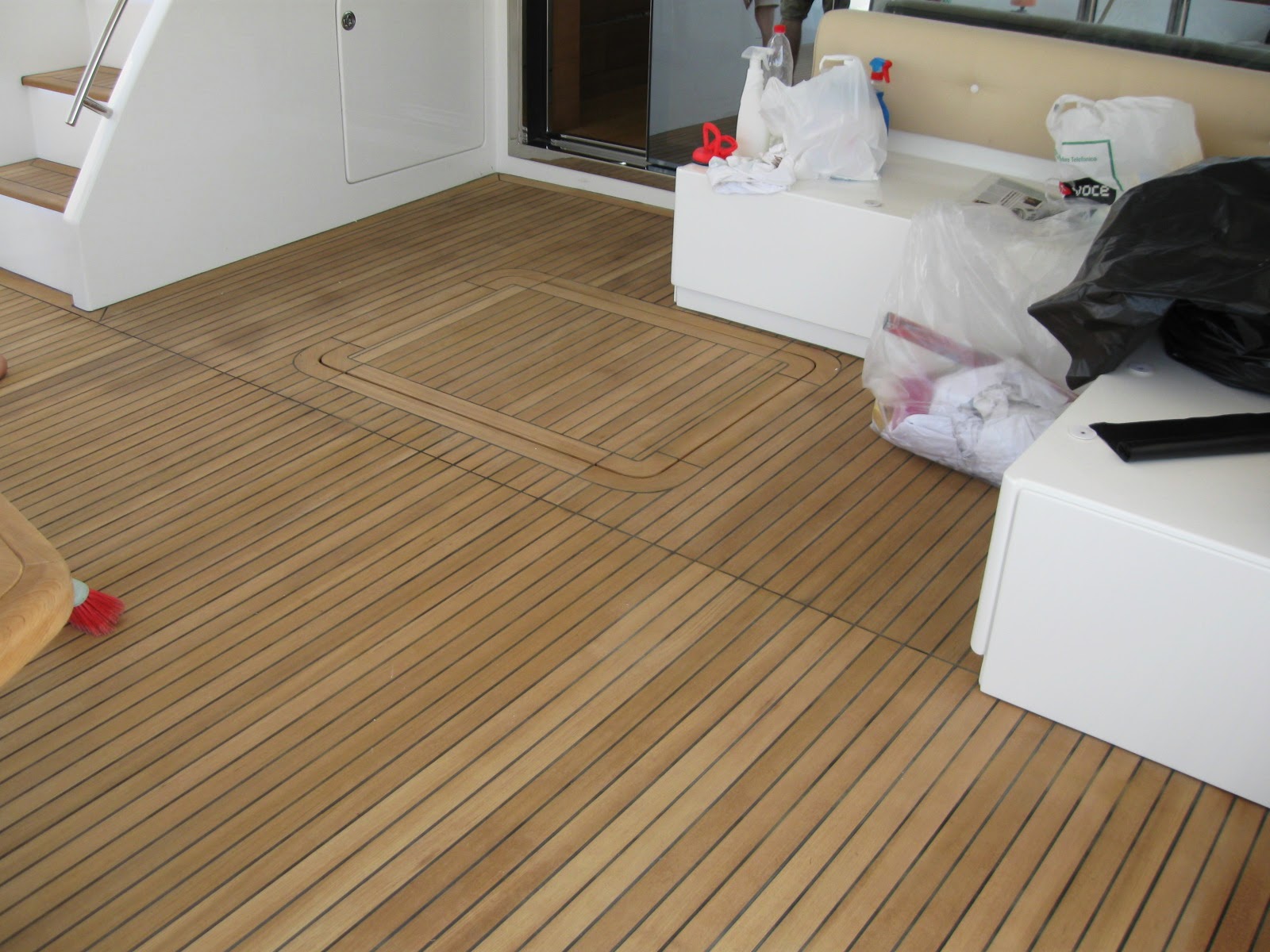 Ponte in teak